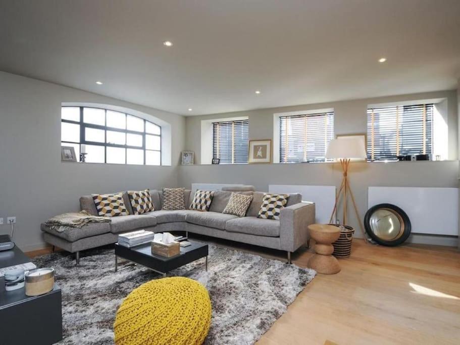Manhattan Style Apartment In Fulham London Exterior foto